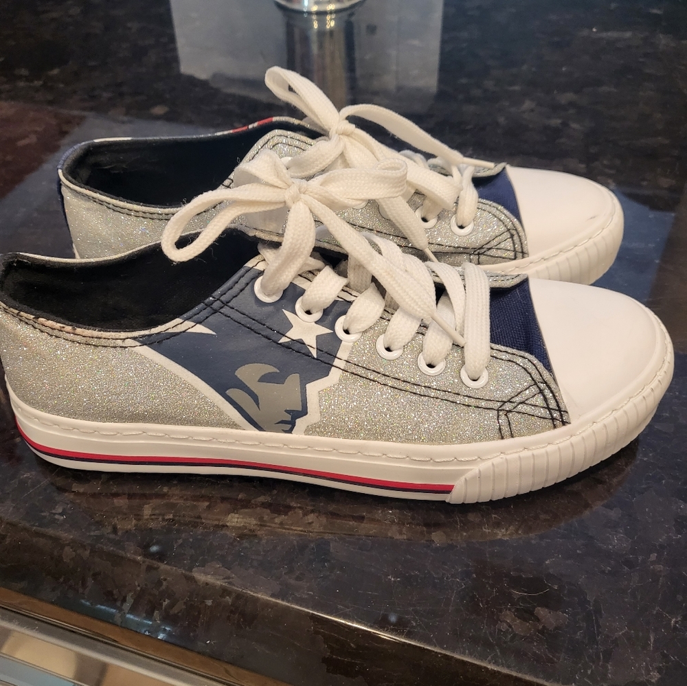 Patriots Glitter Low Top Canvas Sneakers.